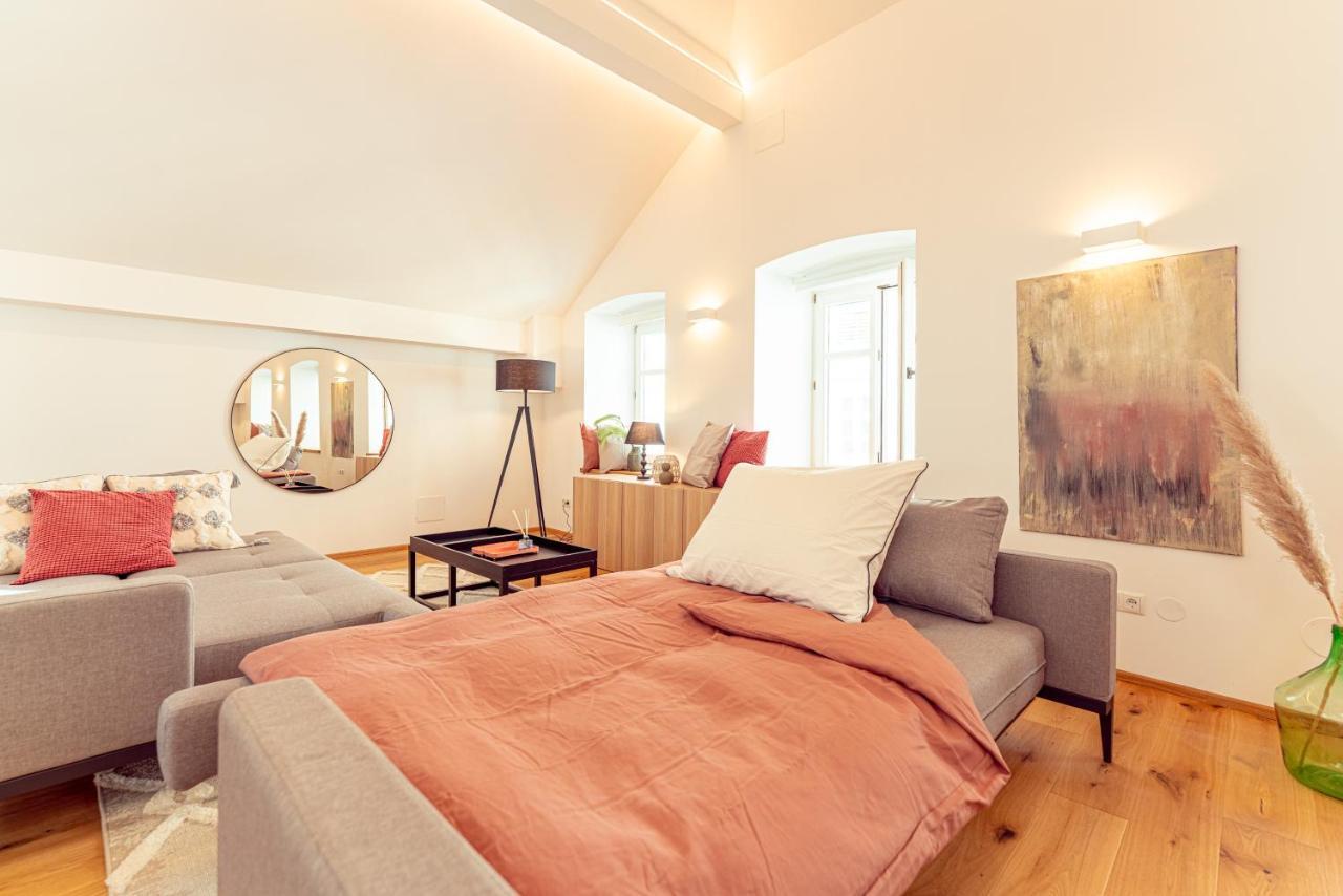 Penthouse Maxfux Direkt In Der Fussgaengerzone 130M2 Apartment Krems an der Donau Exterior photo